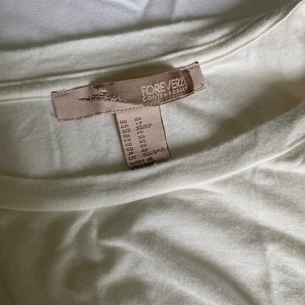 T-shirt Bundle - Picture 4 of 7